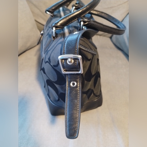 Coach Legacy Signature Canvas Molly Satchel - Picture 7 of 10